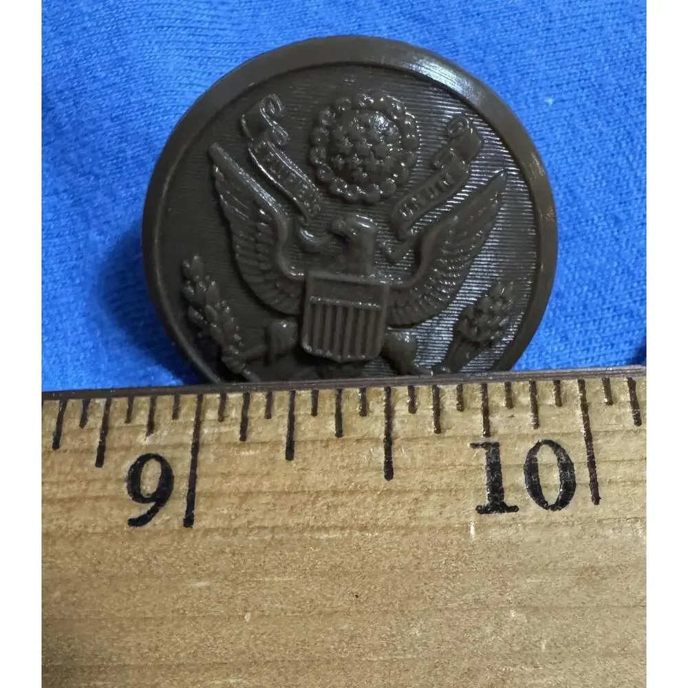 Lot of 18 Vintage U.S. Army Military Buttons World War I to Modern Era